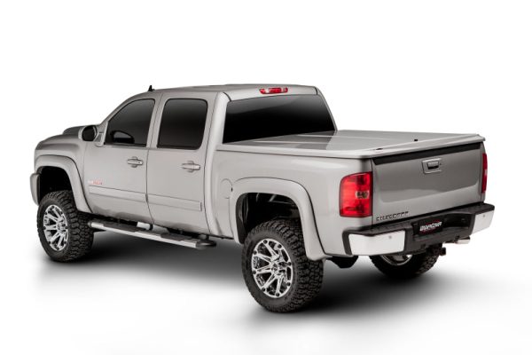 UnderCover 07-13 Chevy Silverado 1500 2500HD 6.5ft Lux Bed Cover - Summit White Supply